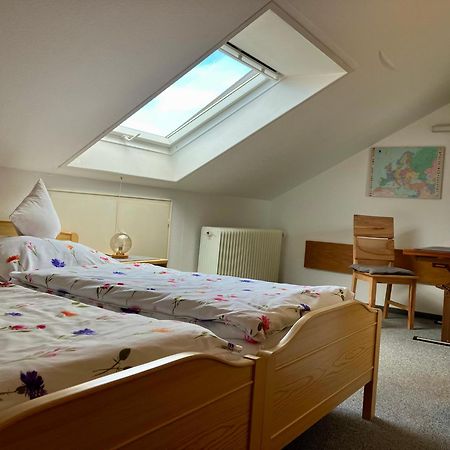 Ferienwohnung Neubacher 울딘겐물호펜 외부 사진