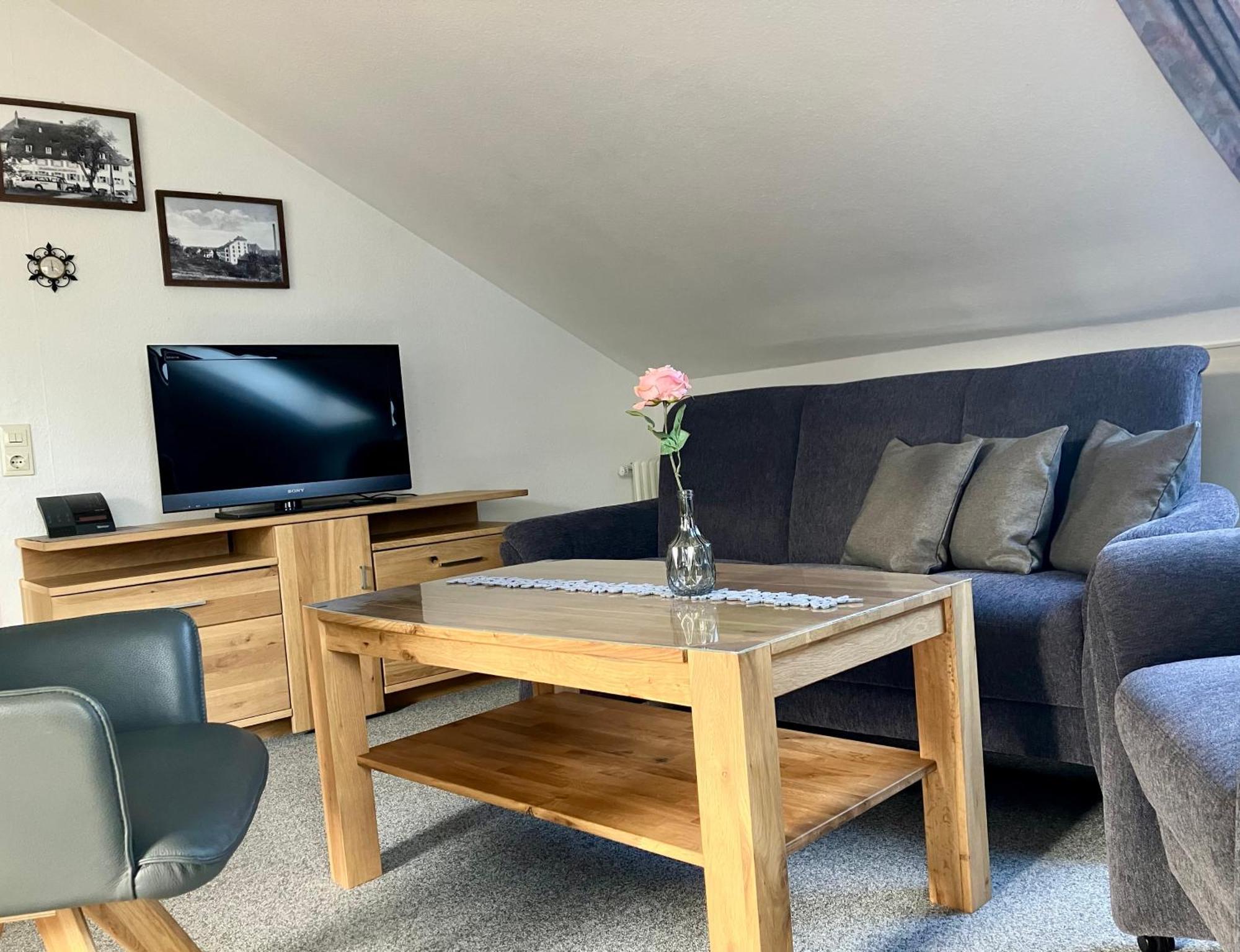 Ferienwohnung Neubacher 울딘겐물호펜 외부 사진